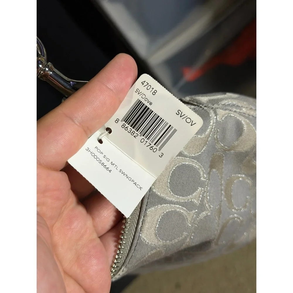 Coach poppy signature